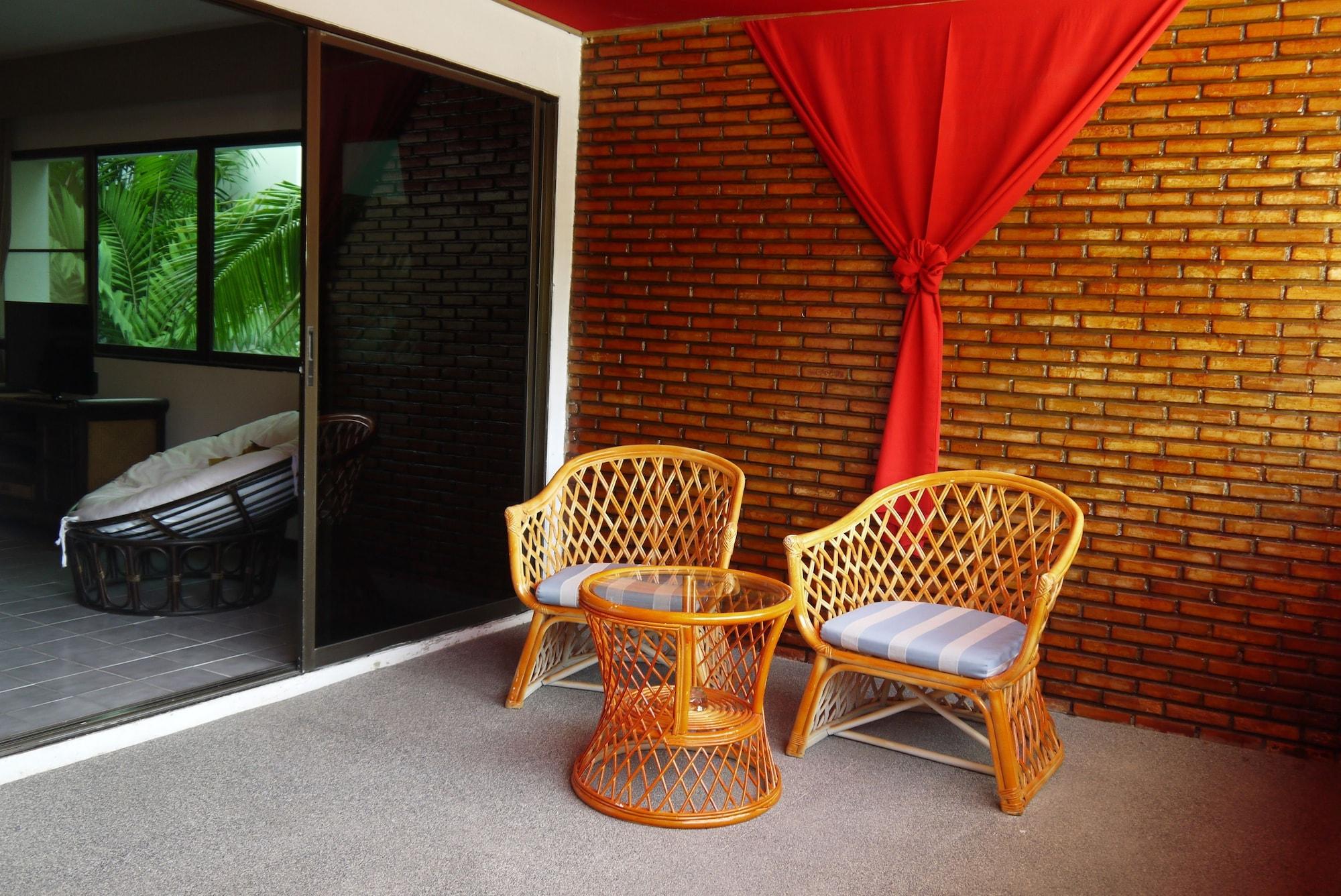 Surin Sweet Hotel Экстерьер фото