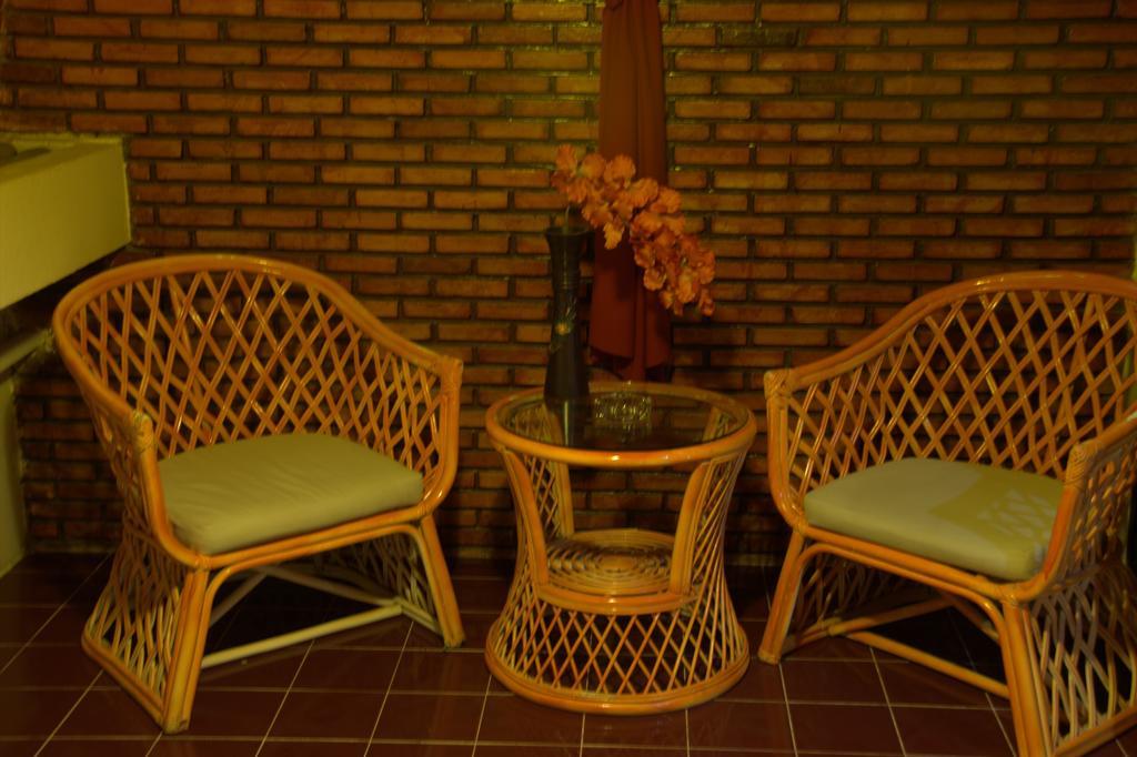 Surin Sweet Hotel Экстерьер фото